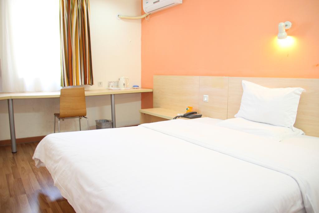 7Days Inn Guangzhou Gangding Longkou XI Road Quảng Châu Ngoại thất bức ảnh