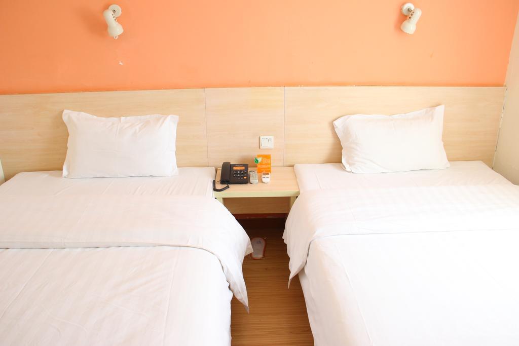 7Days Inn Guangzhou Gangding Longkou XI Road Quảng Châu Ngoại thất bức ảnh